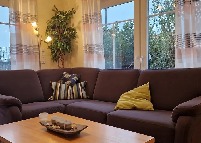 Nr 81 - Deichstrasse Naehe Yachthafen *